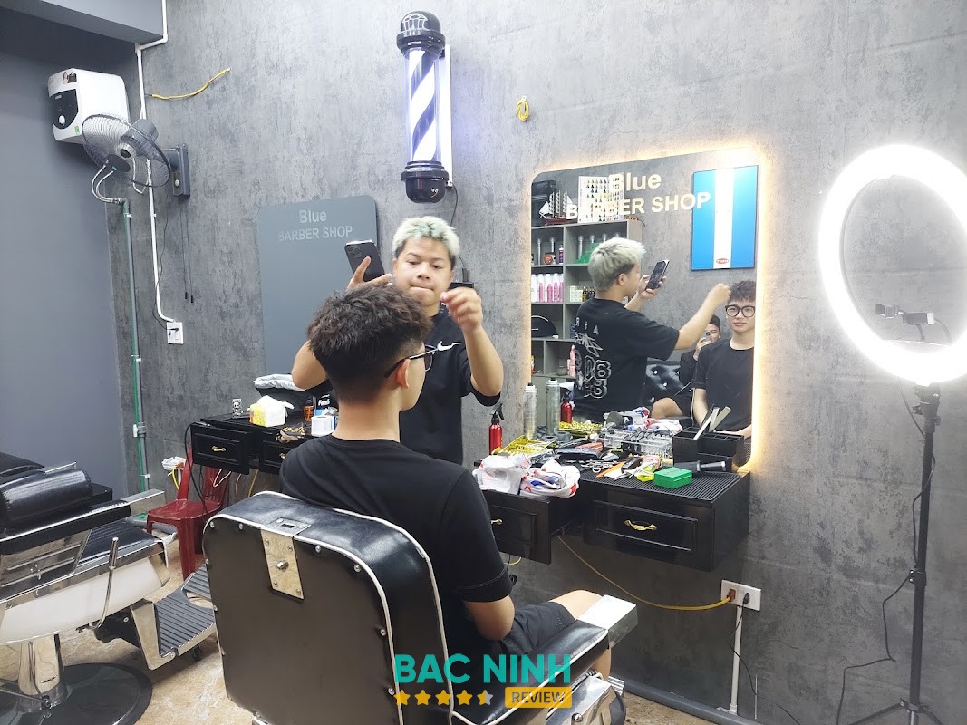 Blue barber – hình ảnh 2