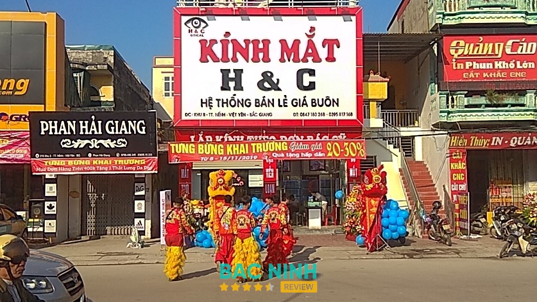 Kính mắt H & C