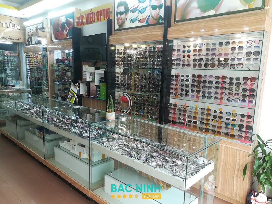 Cửa Hàng Kính Mắt - Đồng Hồ Đức Hiếu – hình ảnh 3
