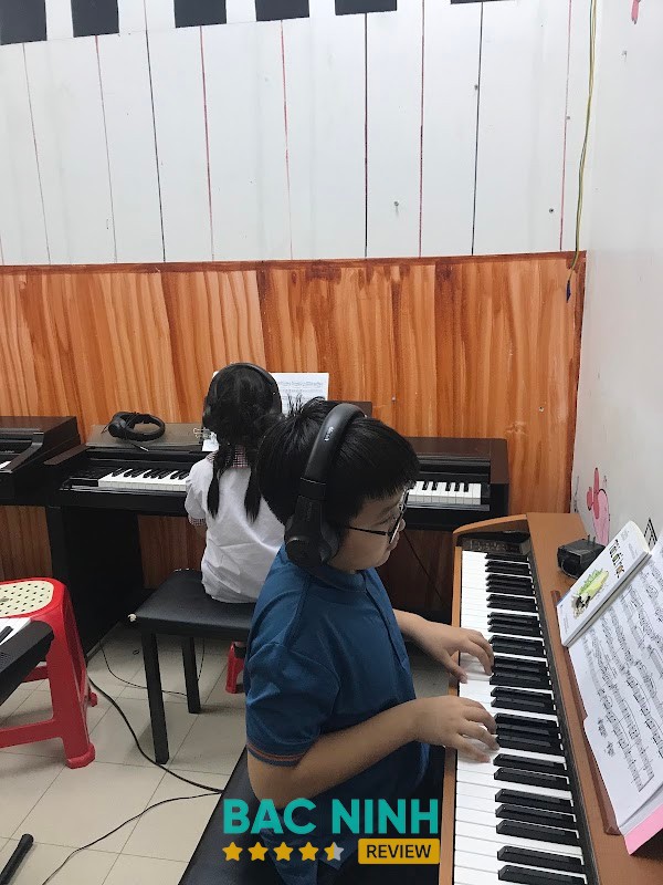 Lớp dạy đàn Piano, organ, guitar – hình ảnh 3