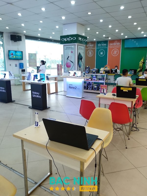 Không gian Viettel Store Bắc Giang