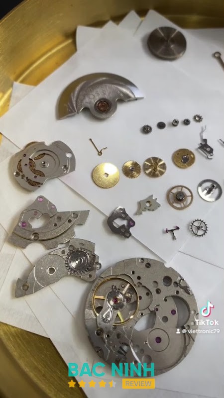 Hình ảnh tại Đồng hồ chính hãng Việt Anh