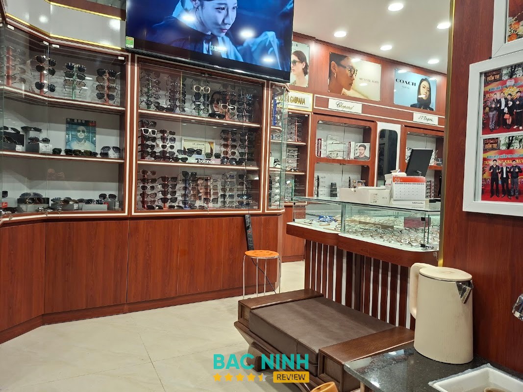 Không gian Kính Mắt Niềm Tin số 648