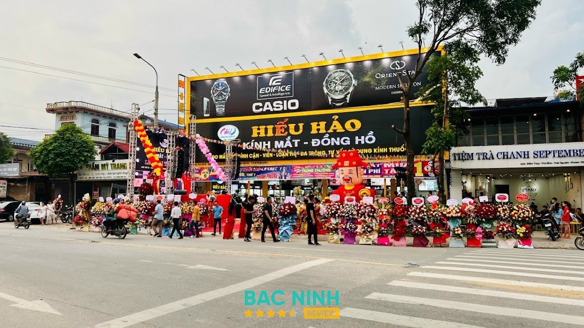 KÍNH MẮT ĐỒNG HỒ HIẾU HẢO VIỆT YÊN – Việt Yên, Bắc Ninh, Việt Nam
