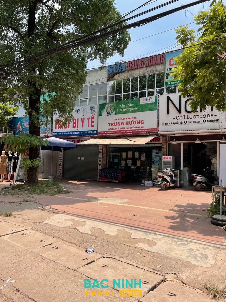 Cửa Hàng Sữa Trung Hương