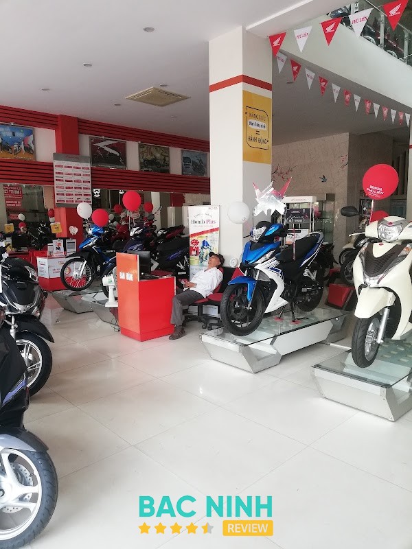 Cửa Hàng Honda Ủy Nhiệm Phú Liên 3