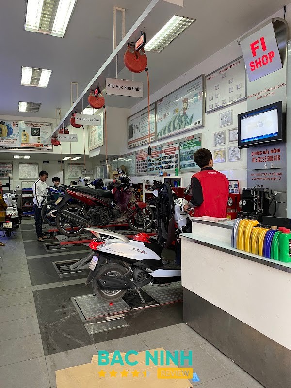 Hình ảnh Yamaha Town 3S Quang Tuyết