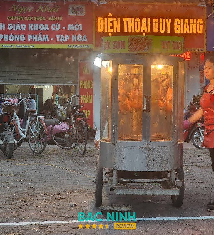 Chợ trung tâm phường Hồ