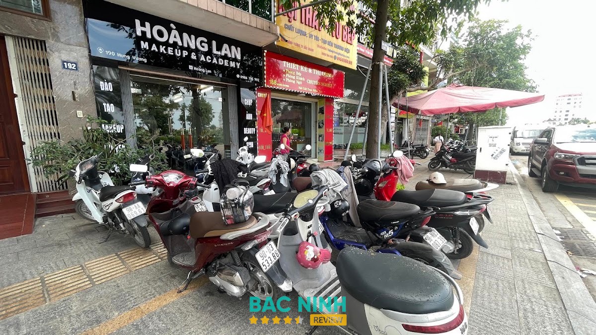 Hoàng Lan MaKeUp Academy – hình ảnh 2