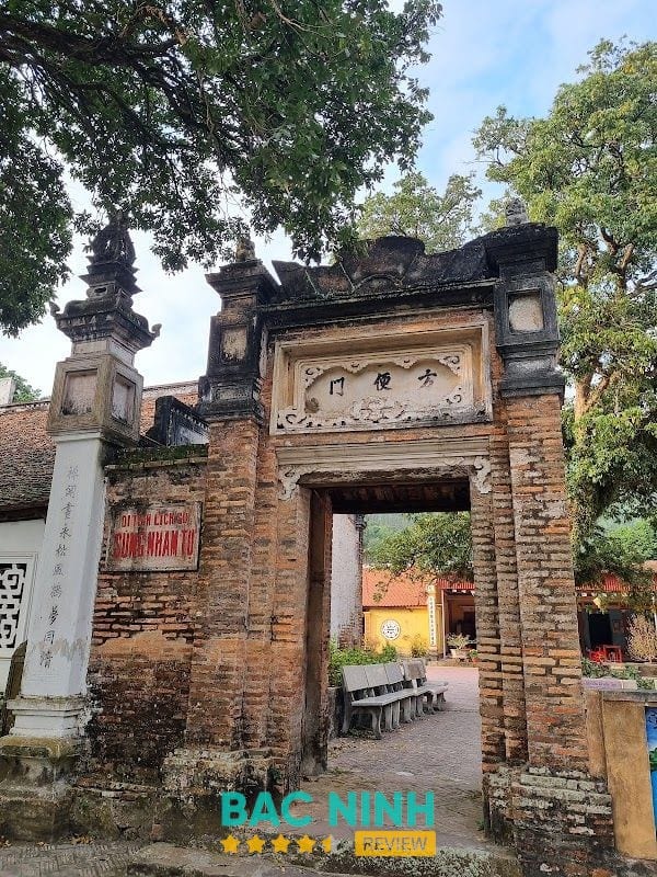Chùa Kem
