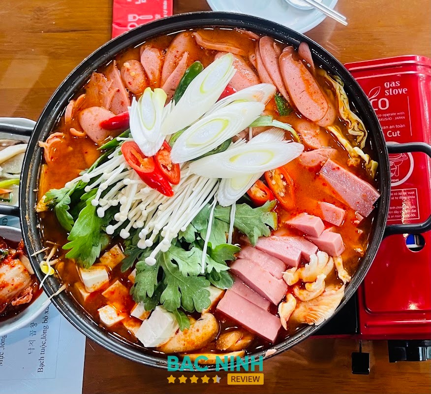 냠냠 식당 (Nhà hàng Yum Yum) – hình ảnh 2