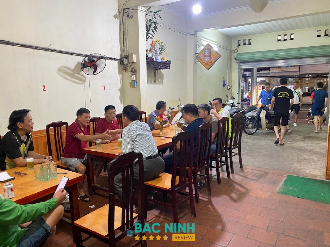 Nhà Hàng Trung Hậu – hình ảnh 1