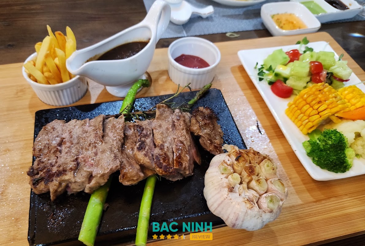 Nhà Hàng Phương Linh - Phuong Linh Restaurant – hình ảnh 2