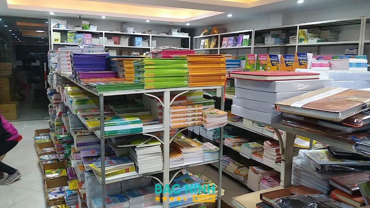 Nhà Sách 240 – hình ảnh 2
