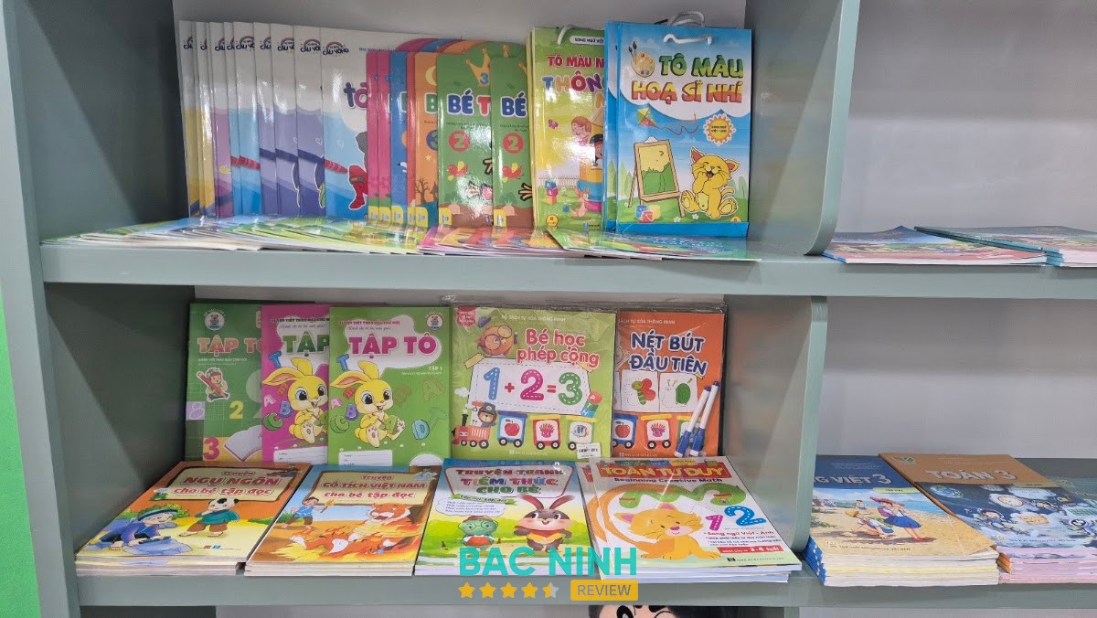Nhà Sách Shin Chan – hình ảnh 3