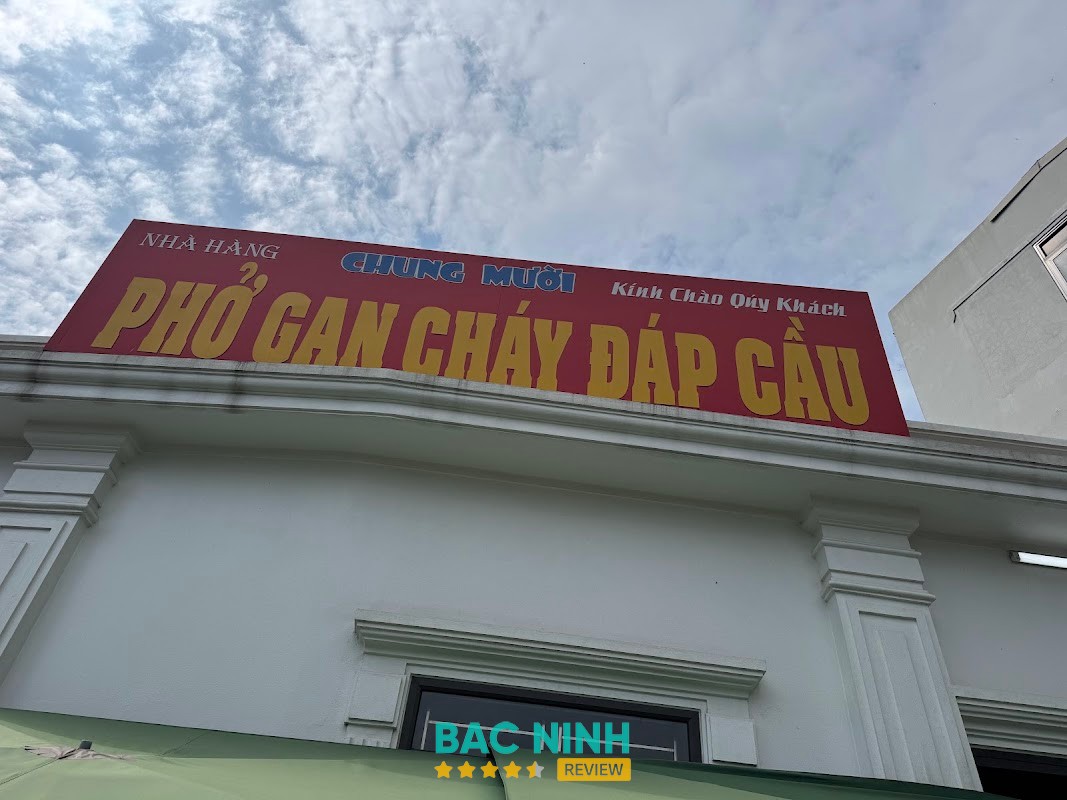 Phở Gan Cháy Đáp Cầu