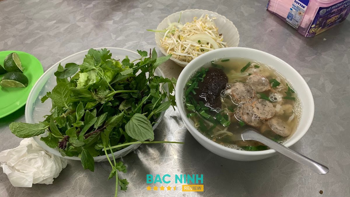 Phở gan cháy Như Quỳnh Võ Cường