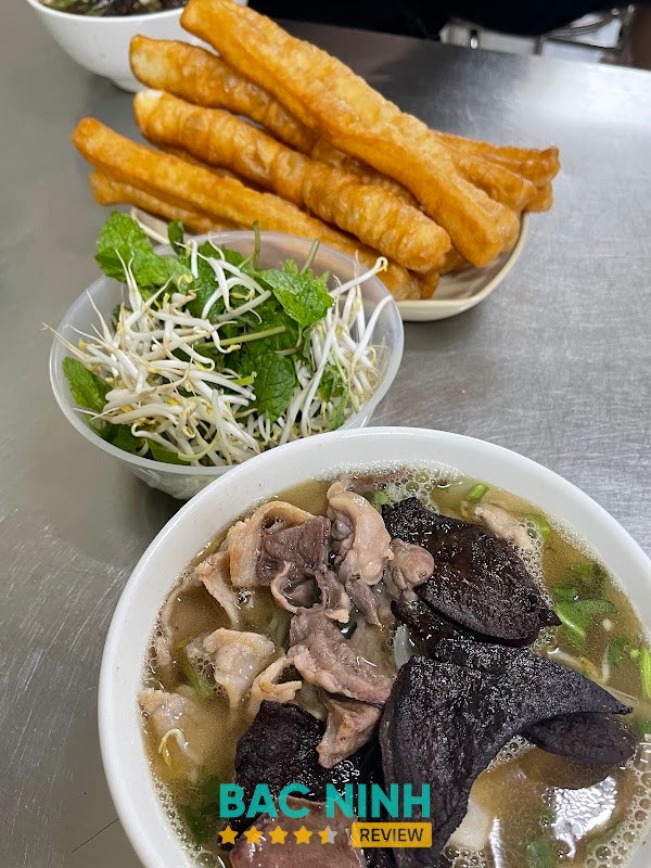 Phở gan cháy Ngã 3 Phòng Thuế Vũ Ninh