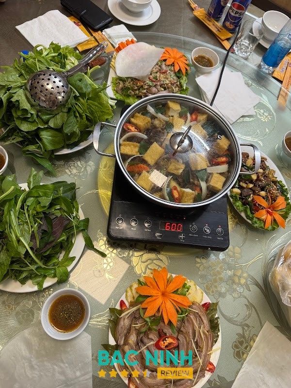Nhà hàng nổi Hải Đăng cầu chui – hình ảnh 2