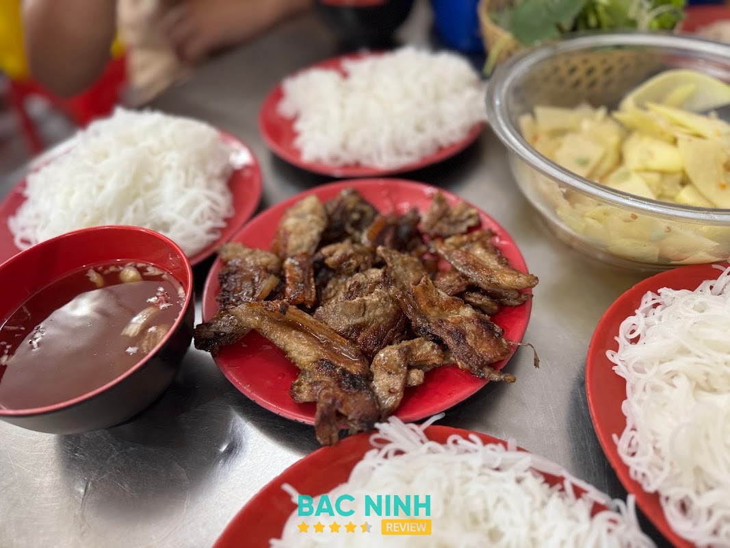 Bún Chả Bà Hiếu
