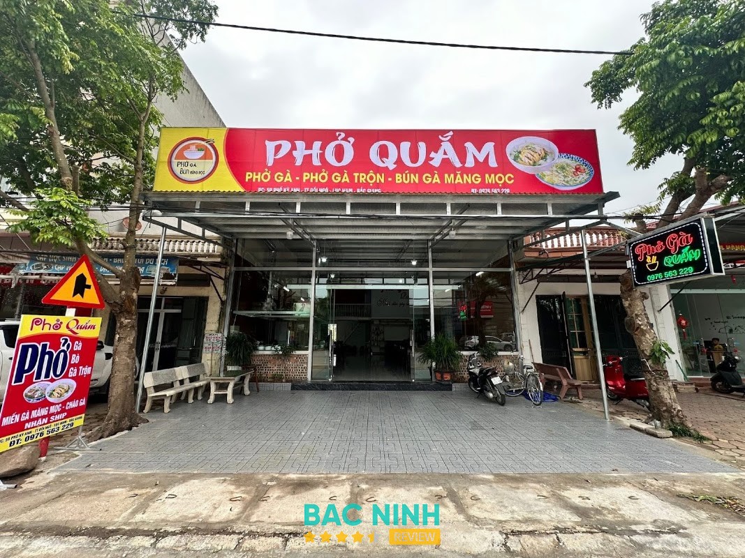 Phở Quắm Lục Nam
