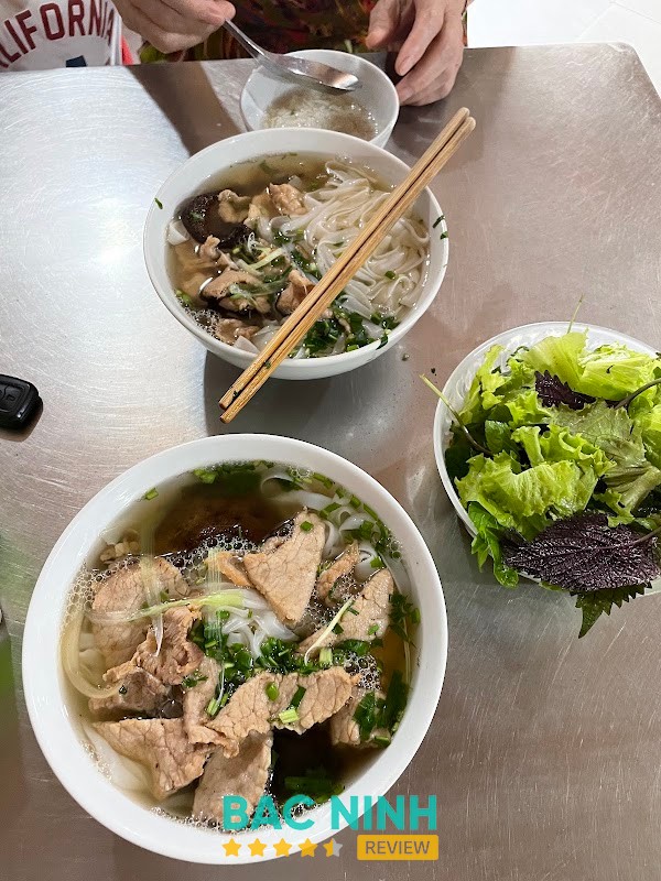Phở Hùng Gan Cháy Kinh Bắc