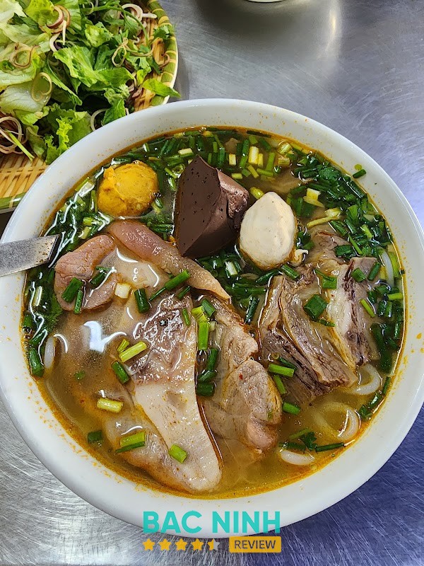 Bún Bò Huế Trường Hói - hình ảnh 2