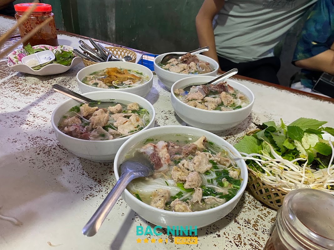Phở Cô Huyền - hình ảnh 3