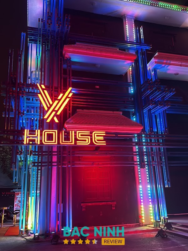 V-HOUSE Lounge – hình ảnh 2
