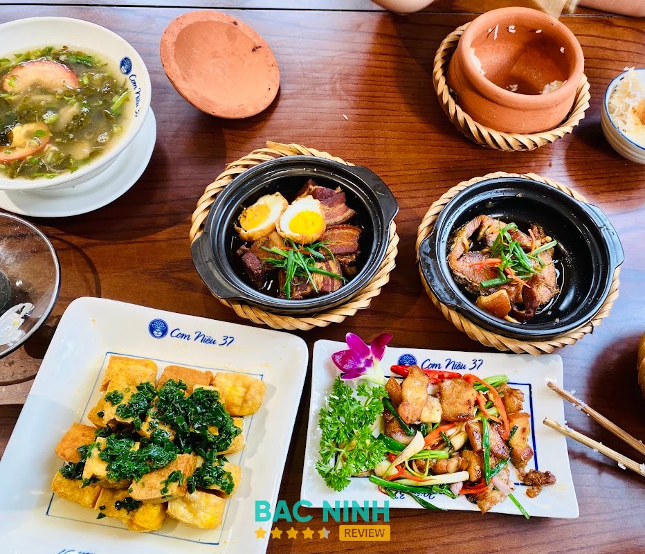 Món ăn tại Cơm Niêu 37 Bắc Giang