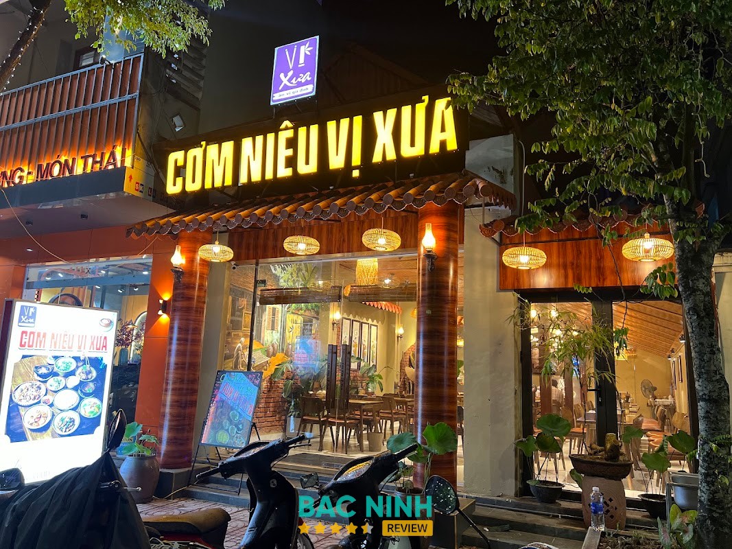 Món cơm niêu tại Đào Duy Từ Bắc Giang