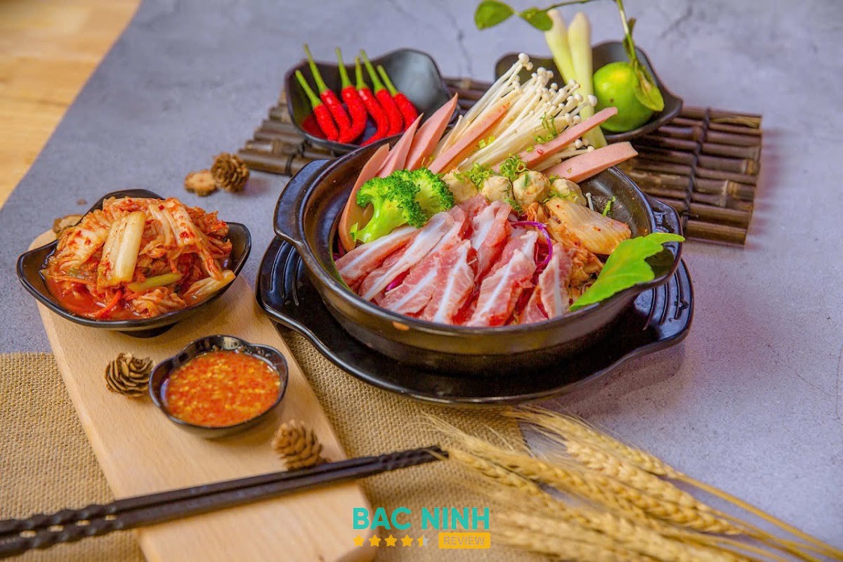 652 Chicken Việt Yên