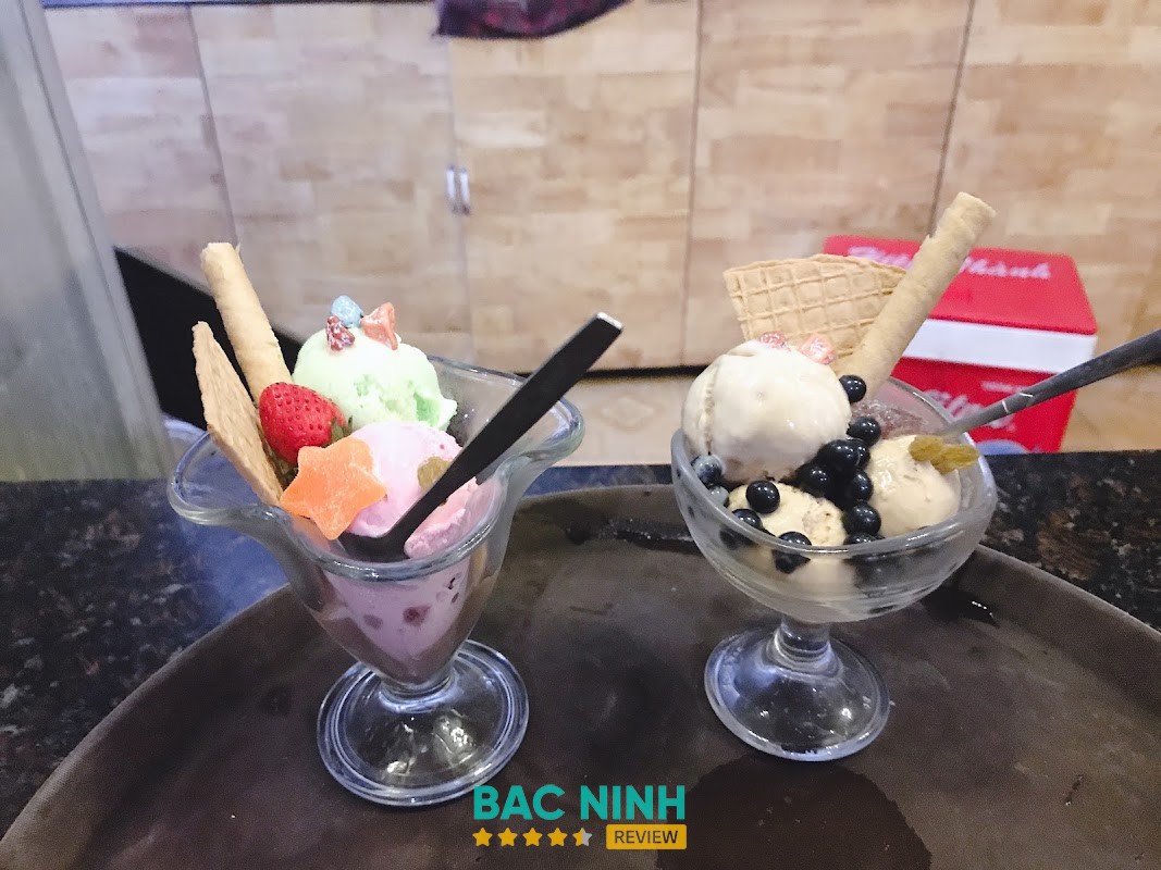 Không gian Uni Chicken – hình ảnh 2