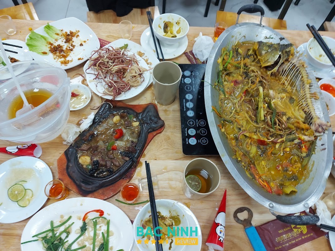 Nhà Hàng Hương Quê - Lẩu nướng và các món ăn dân tộc – hình ảnh 2