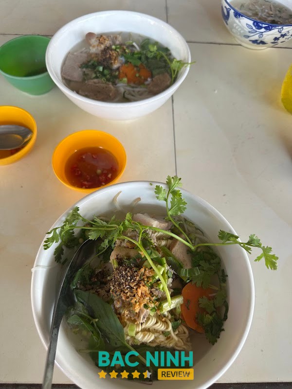 Phở Sơn Bắc Giang - hình ảnh 3