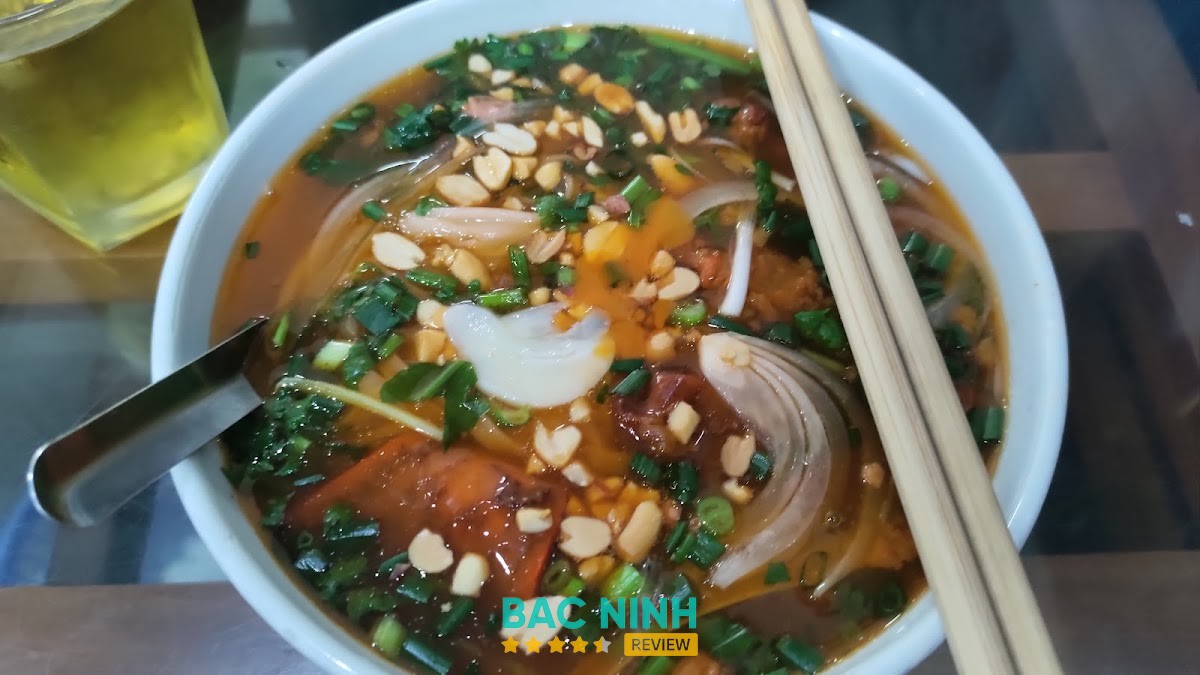 Phở Tòng Bắc Giang - hình ảnh 2