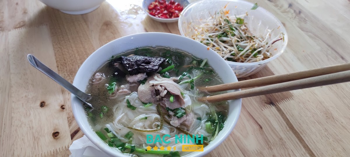 Phở Gan Cháy Yên Phong