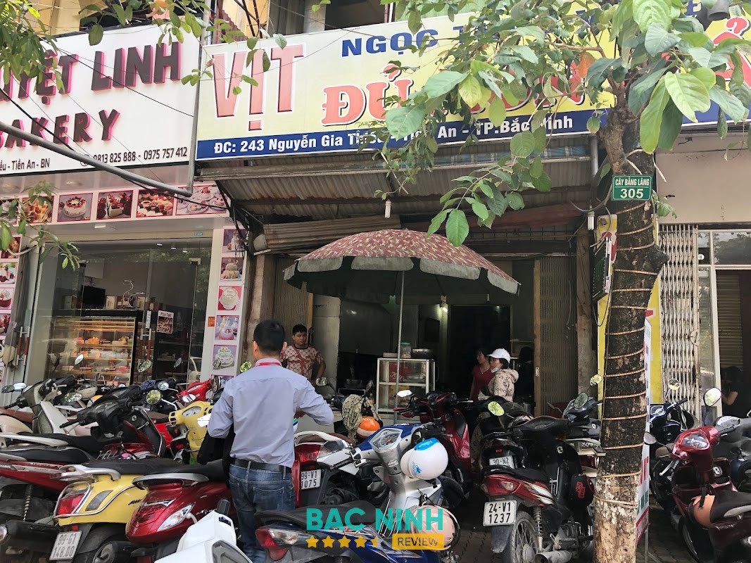 Quán Lẩu Vịt Ngọc Thực Vân Đình tại Bắc Ninh