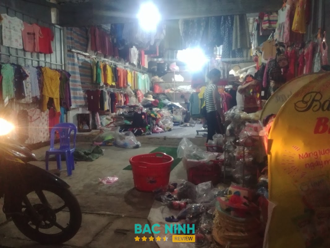 Hình ảnh Cửa Hàng Vịt Quay Tuân Béo
