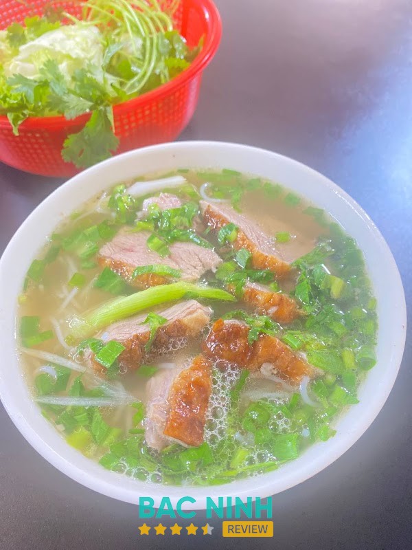 Món phở vịt quay tại Mĩ Vị Quán