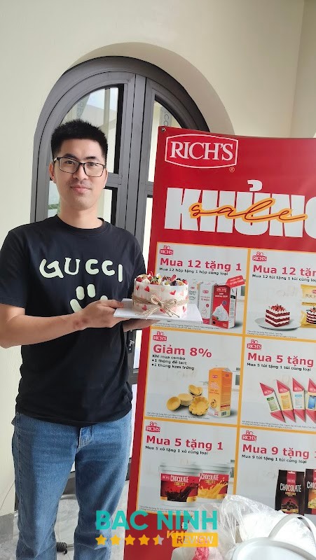 Không gian Học Viện Tóc Quốc Tế Ken Trần
