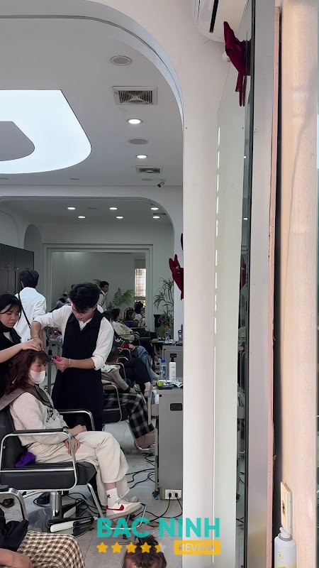 Hoang Bach Hair Salon – hình ảnh 3