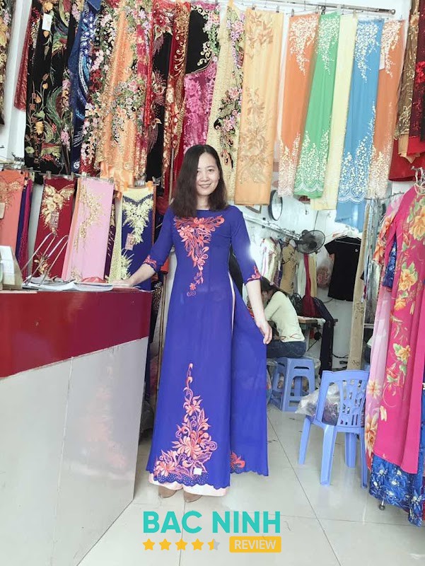 Nhà may áo dài Việt Nam Tống Linh Anh – hình ảnh 3
