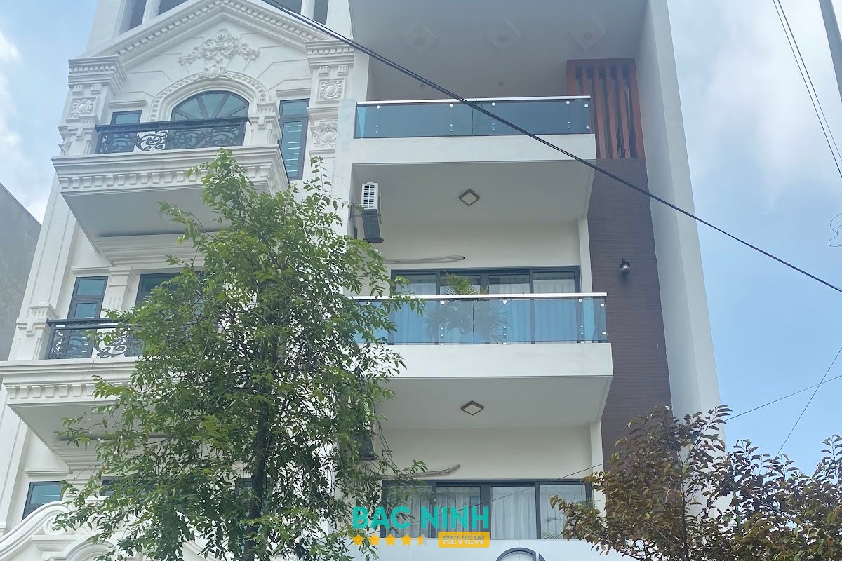 Sản phẩm thời trang nữ tại Lieu Nguyen Authentic