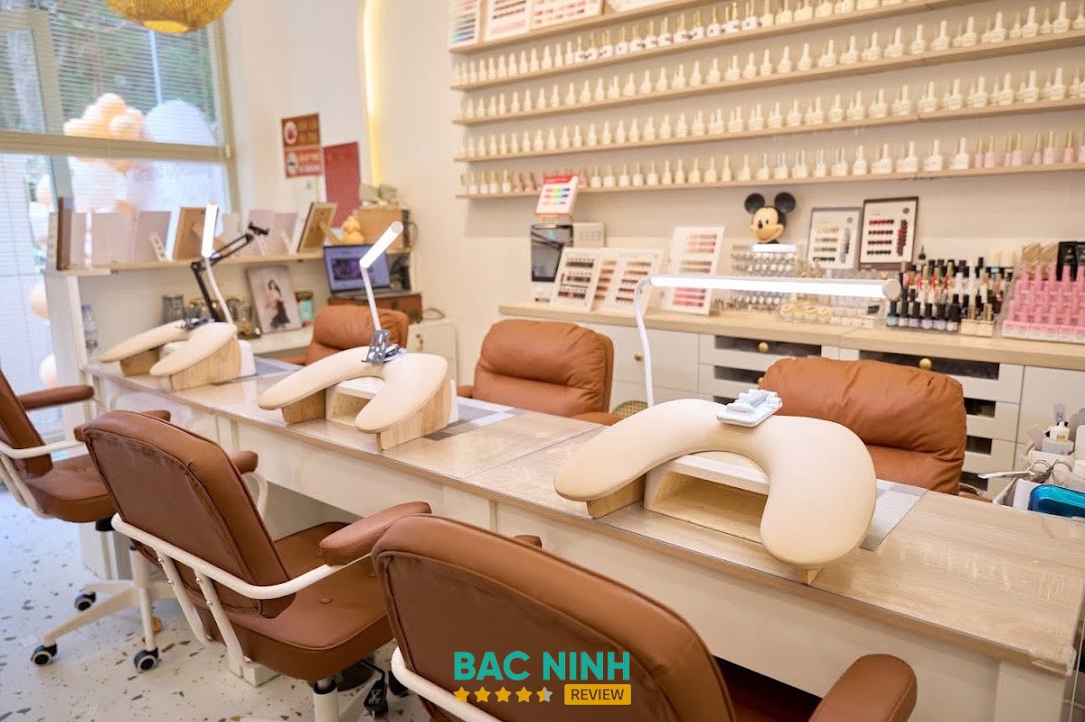 Ngọc Hip Nail Kinh Bắc