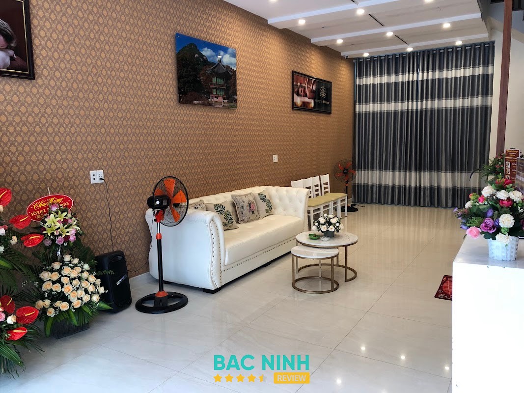 Phòng massage toàn thân tại Huong Sen
