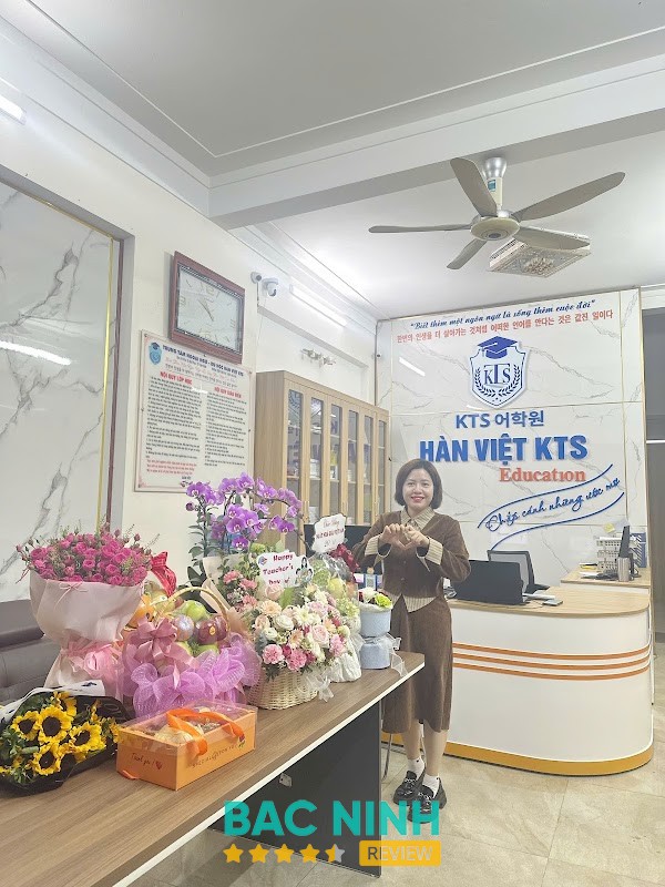 Trung Tâm Ngoại Ngữ Hàn Việt KTS tại Võ Cường