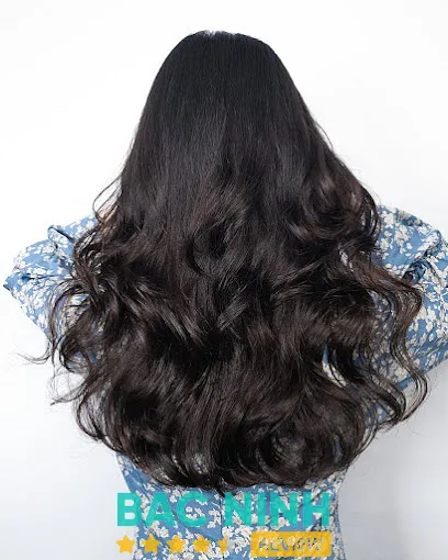 Tùng Nguyễn Hair Salon: 19 Nguyễn Xuân Chính, P. Kinh Bắc